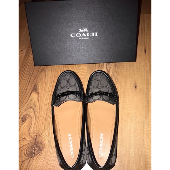 COACH flats - Picture 2 of 7